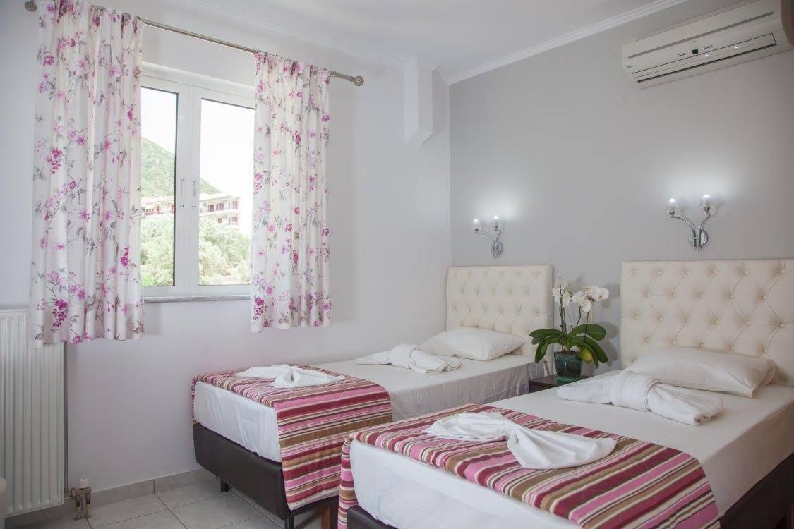 Dimosthenis Apartments Nydri (Lefkada) Exterior photo